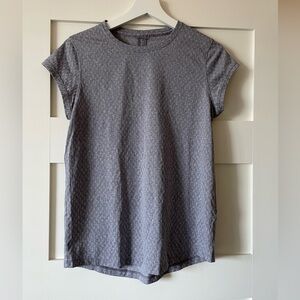 Patagonia Gray Top with fun back